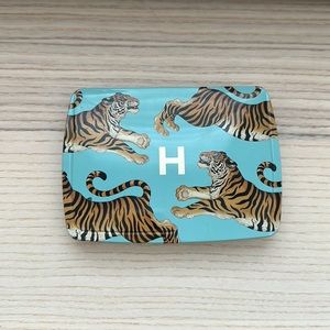 Hourglass Ambient Lighting Edit Unlocked Palette